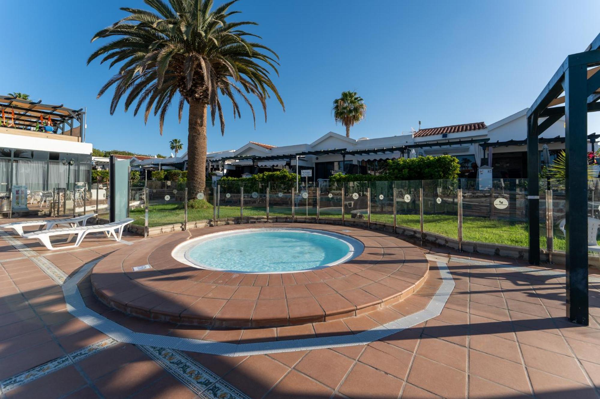 Luxury Poolside Holiday Home Maspalomas  Luaran gambar